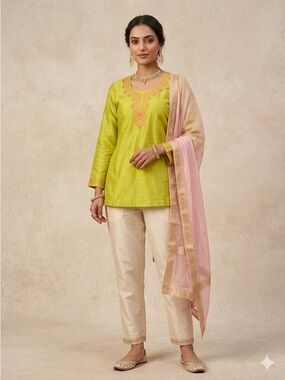 [RARE] NWT 100% Pure Silk Khadi Hand-Embroidered Tunic XL